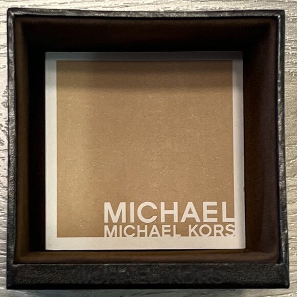 Vintage Michael Kors Rose Gold Watch - Picture 11 of 13